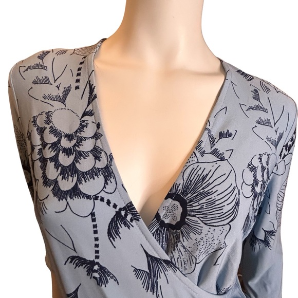 LEOTA New Perfect Wrap Dress Blue Bracelet Sleeve Large - Picture 2 of 12